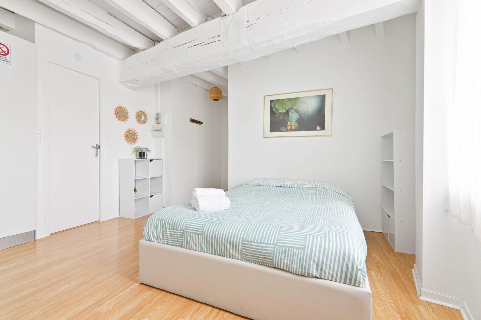 Studio Chaleureux A Etampes, France מראה חיצוני תמונה